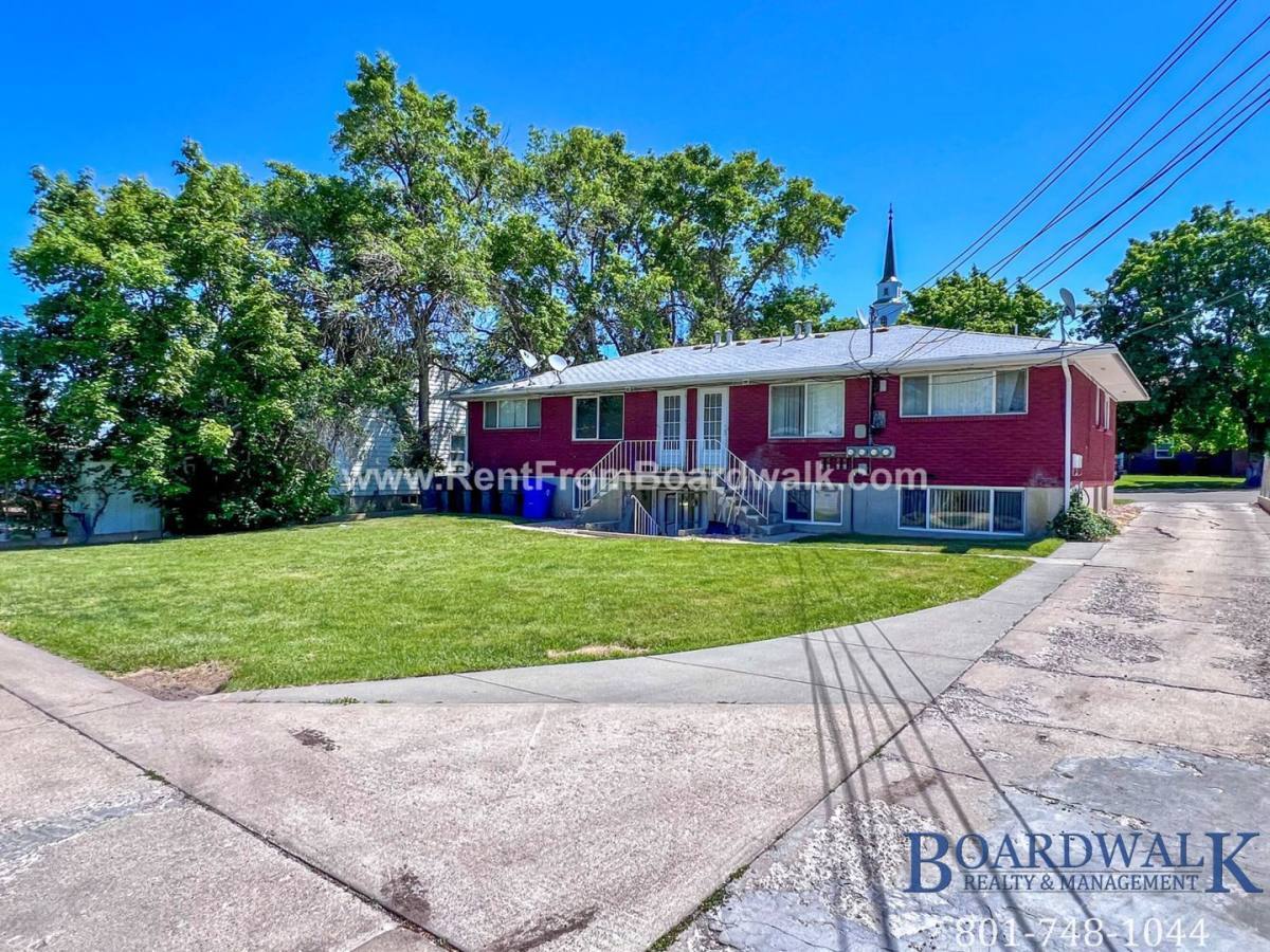 197 N Pinehurst Ave – photo 3
