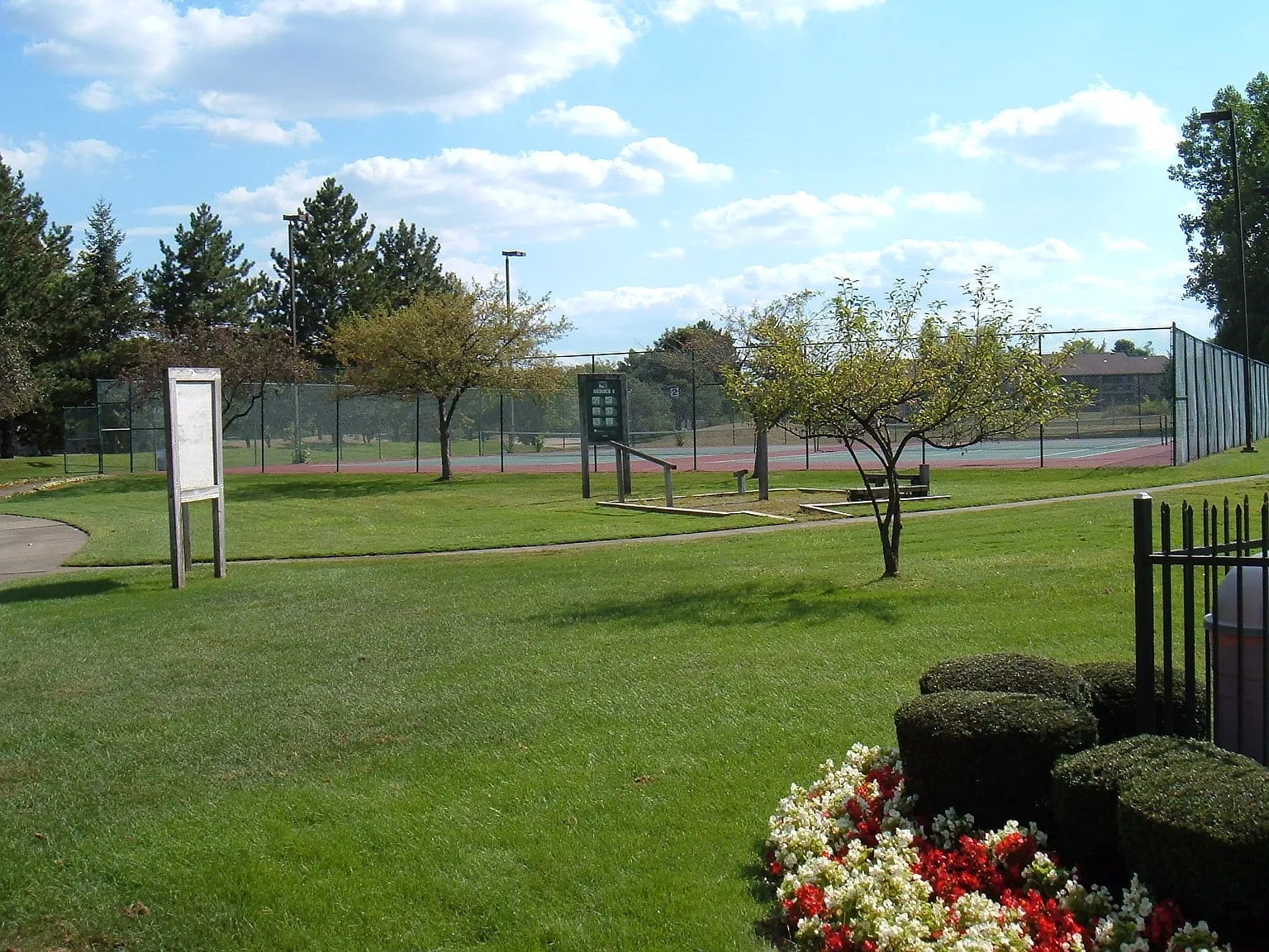 Green Hill Apartments – photo 4