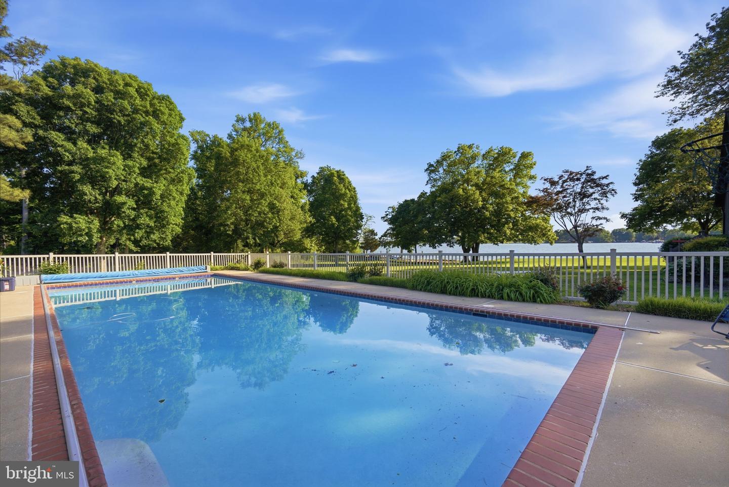 1140 Cheston Ln – photo 5
