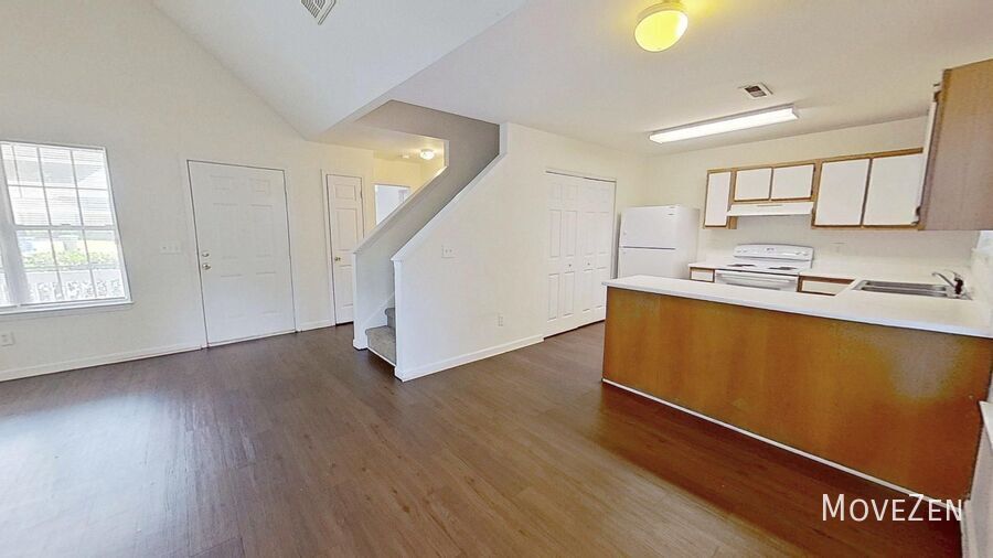 307 St Rosea Rd – photo 4