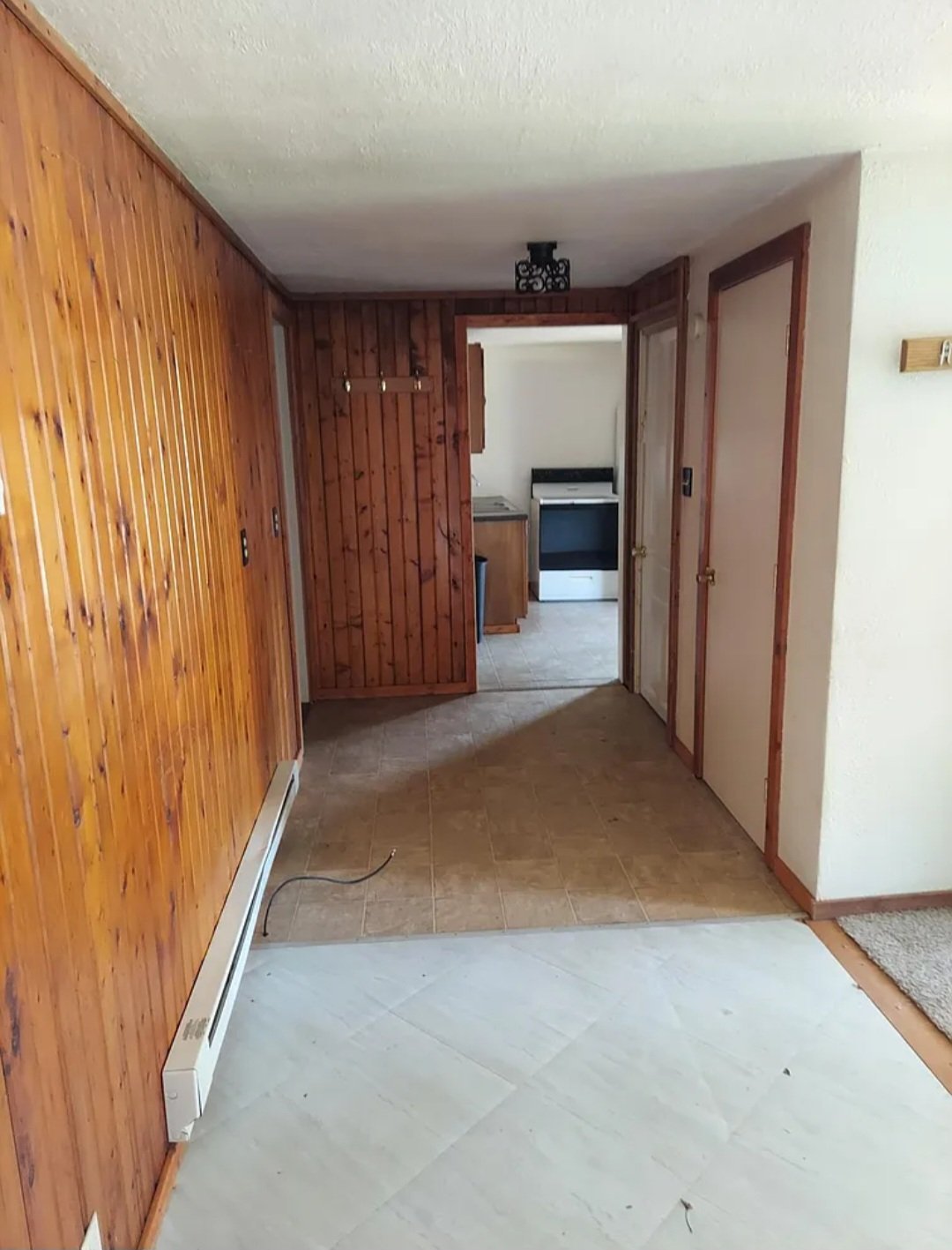 293 E Main St – photo 5