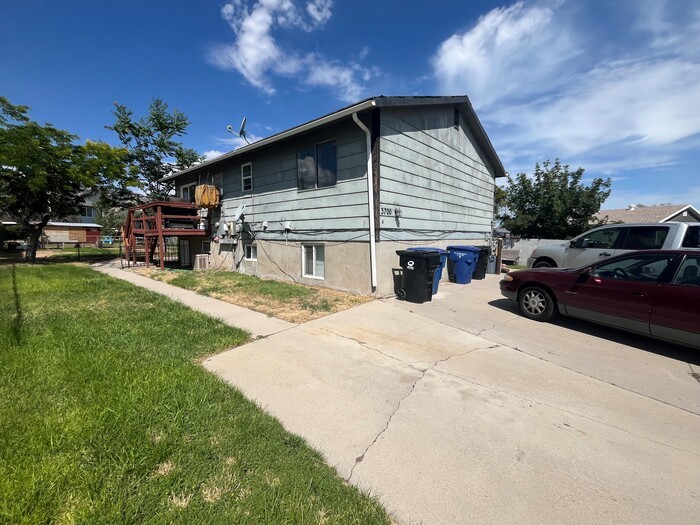 3700 Jefferson Cir unit B – photo 1