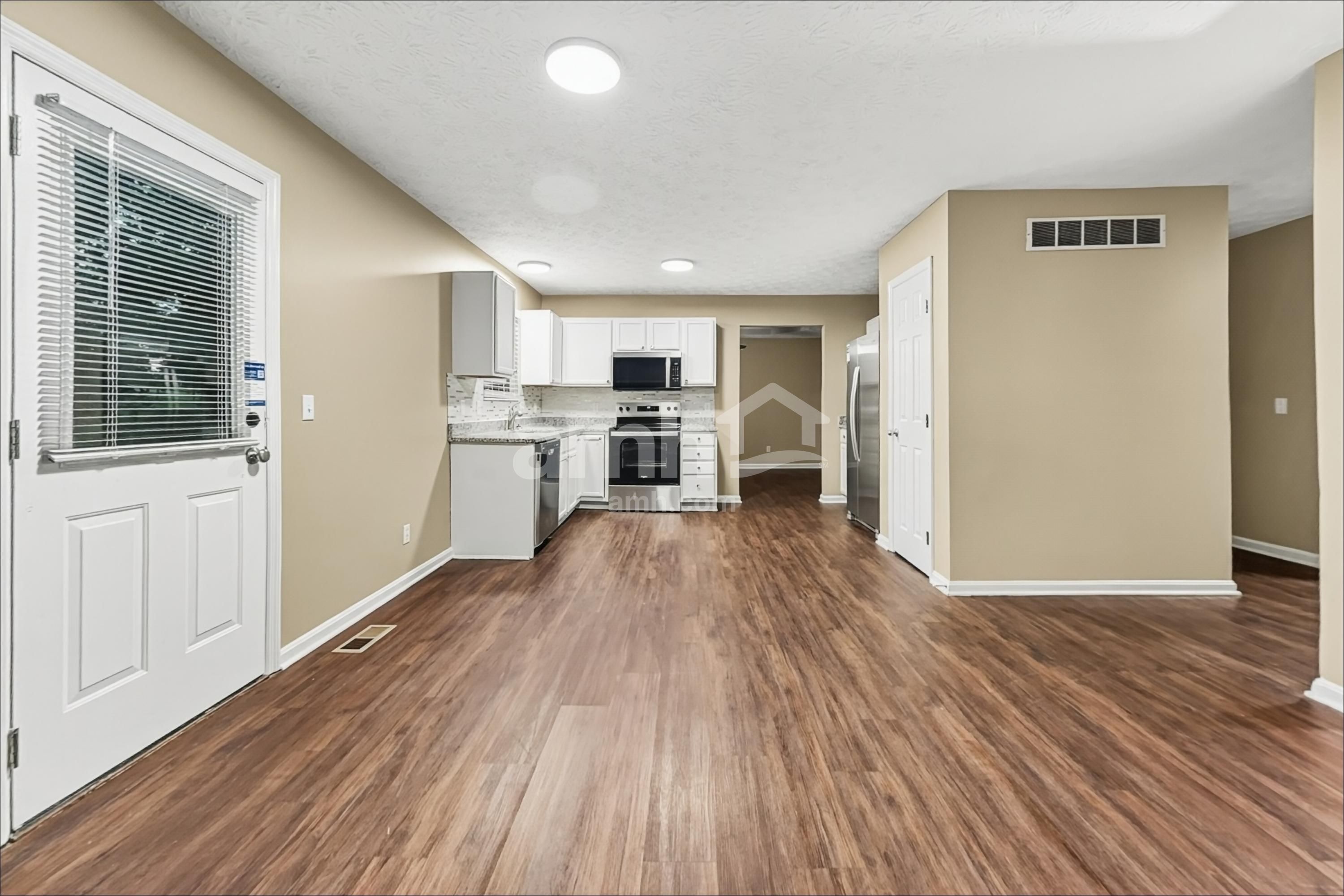6714 Midnight Sun Dr – photo 4