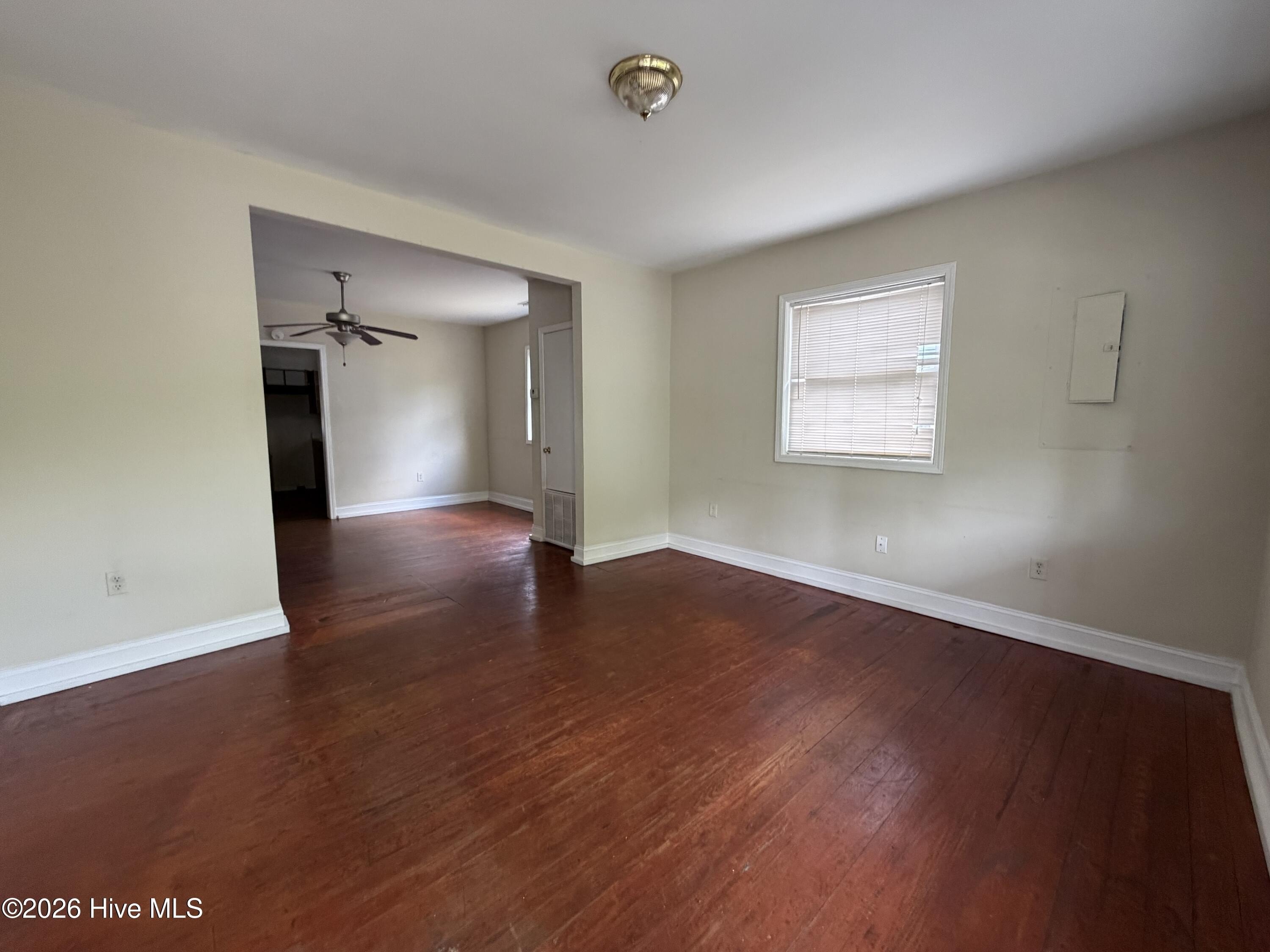 506 S 7th St – photo 3