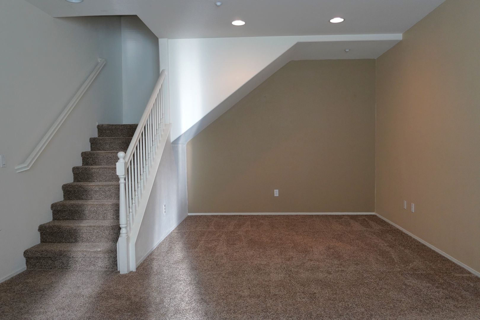 27544 Papillion St unit # 3 – photo 5
