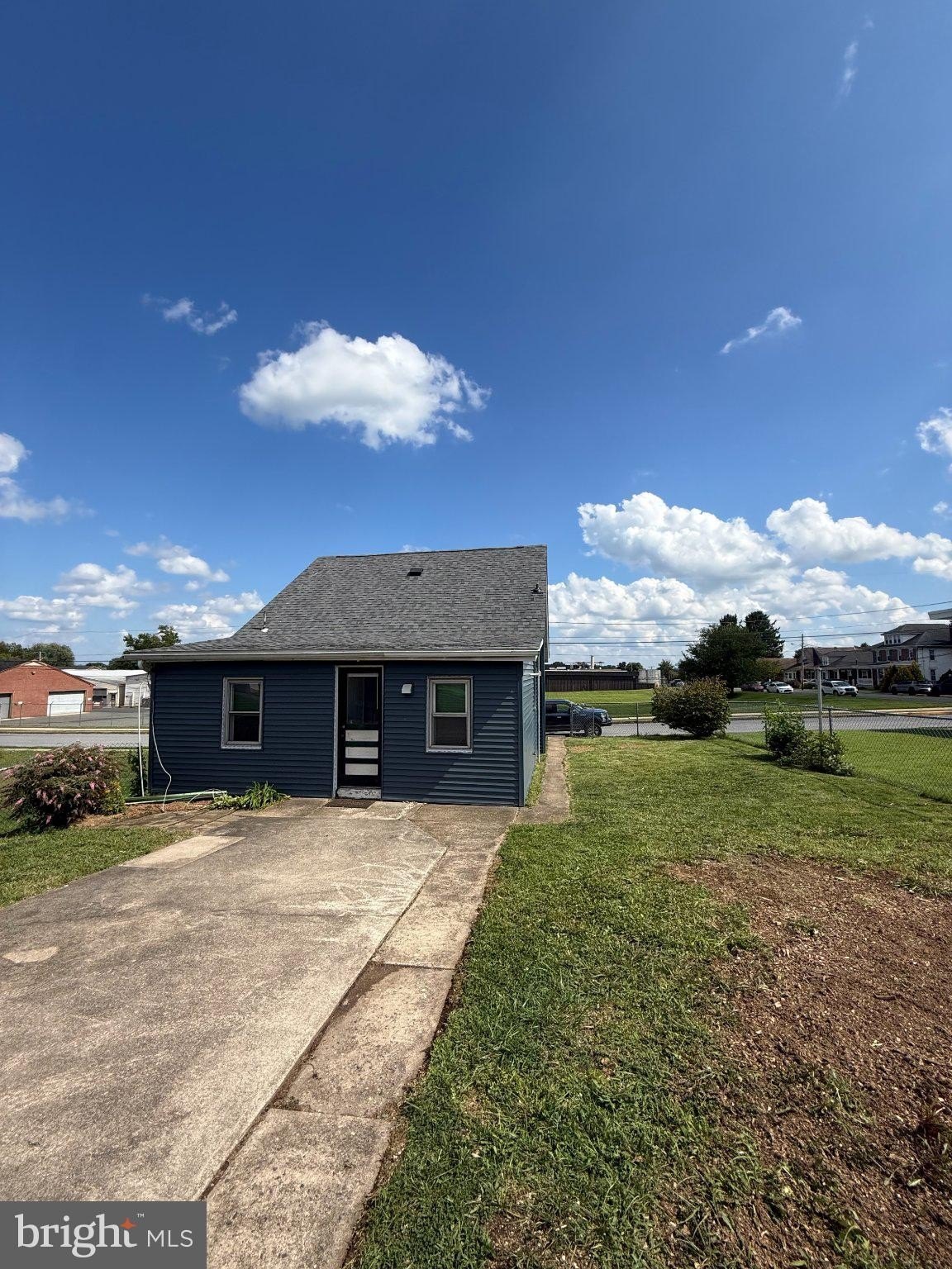237 S Franklin St – photo 3