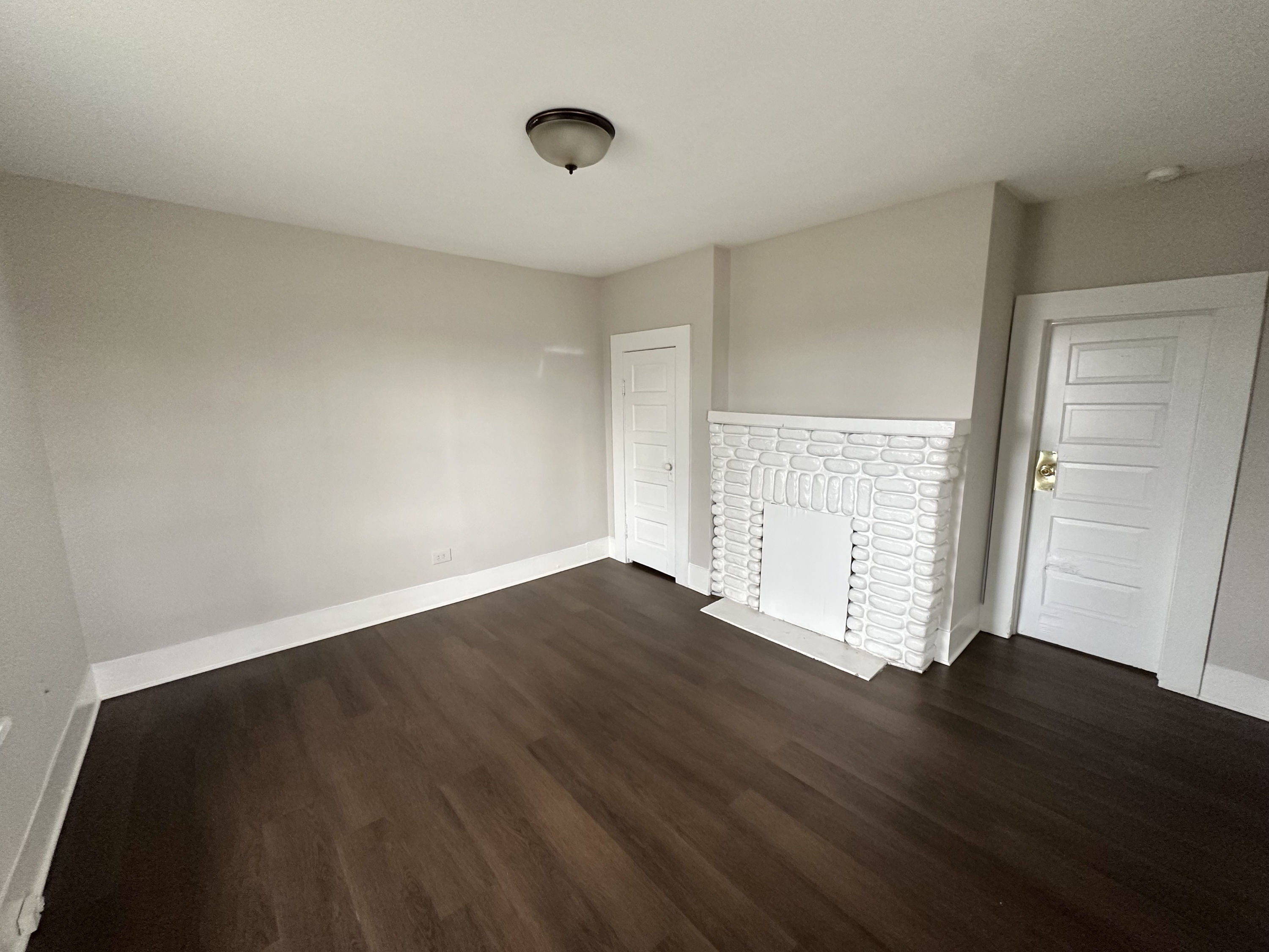 1249 Waverly St – photo 5