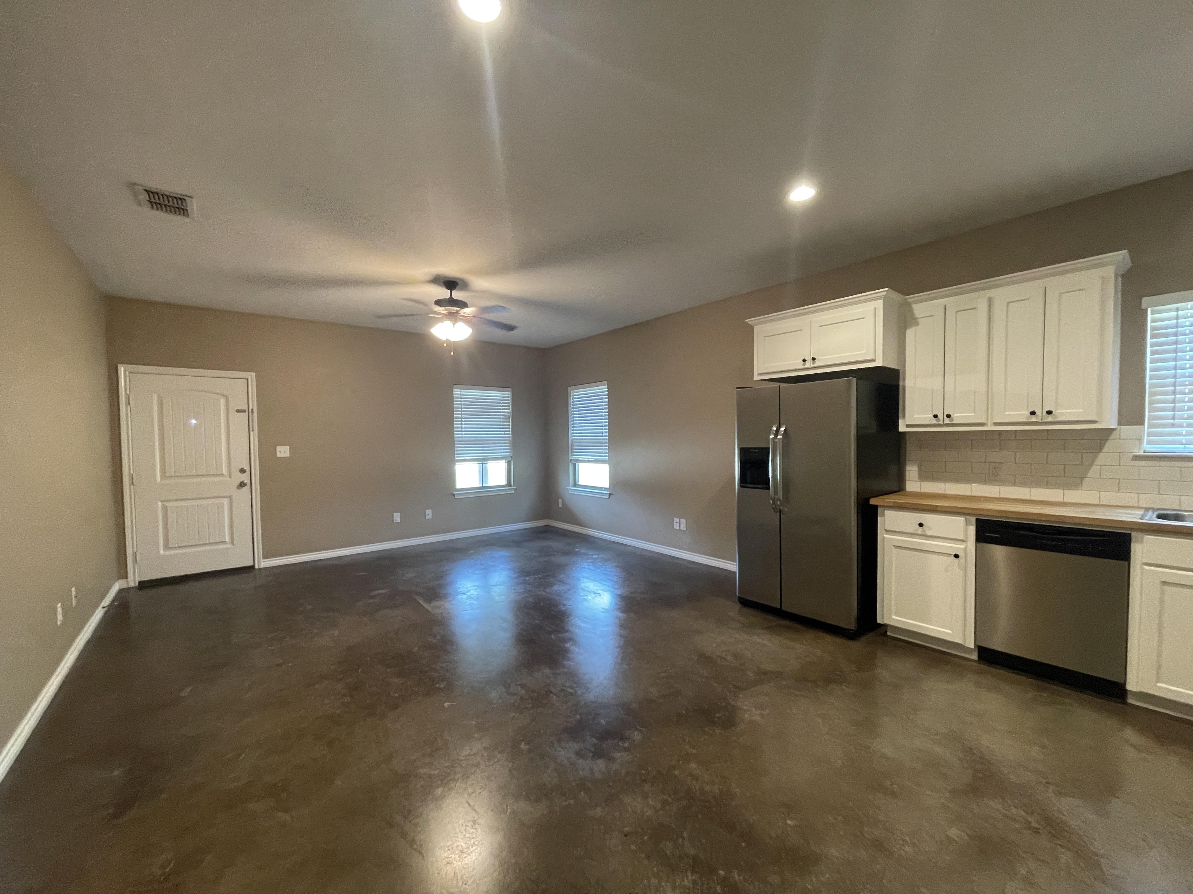 501 FM 315 unit 9 – photo 2