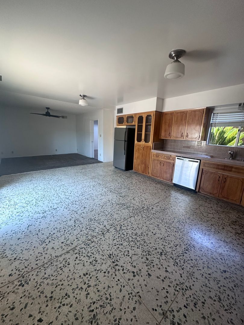 5140 Catoctin Dr unit 5140 – photo 4