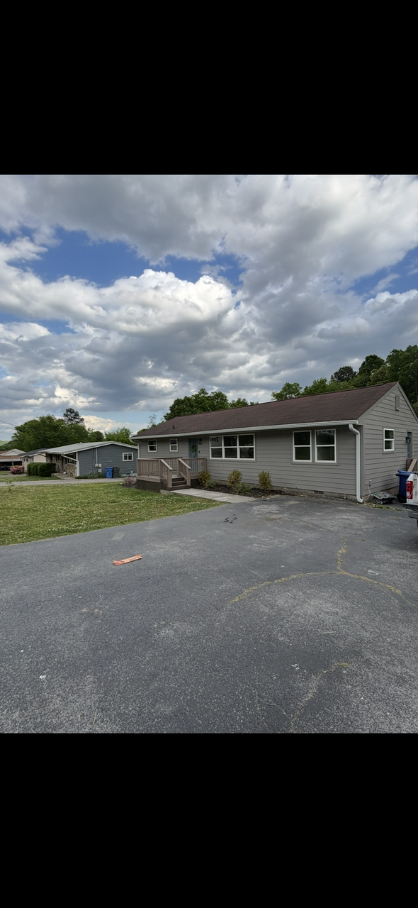 1438 Ely Rd – photo 1