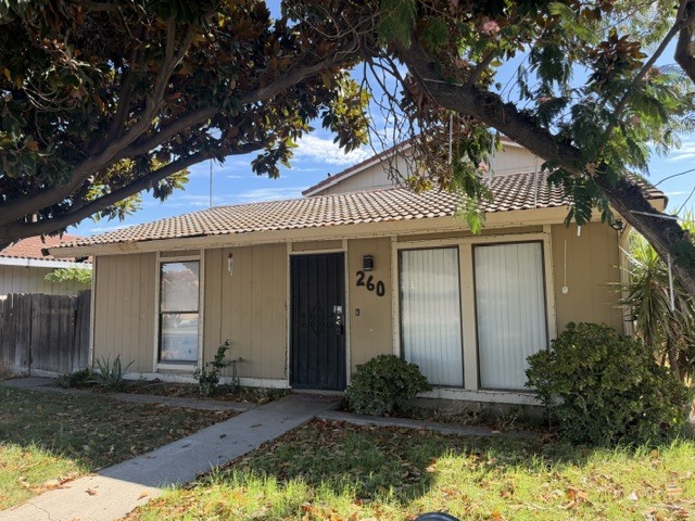 260 Northwoods Ave – photo 1