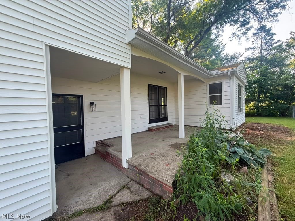 6939 Highland Dr – photo 1