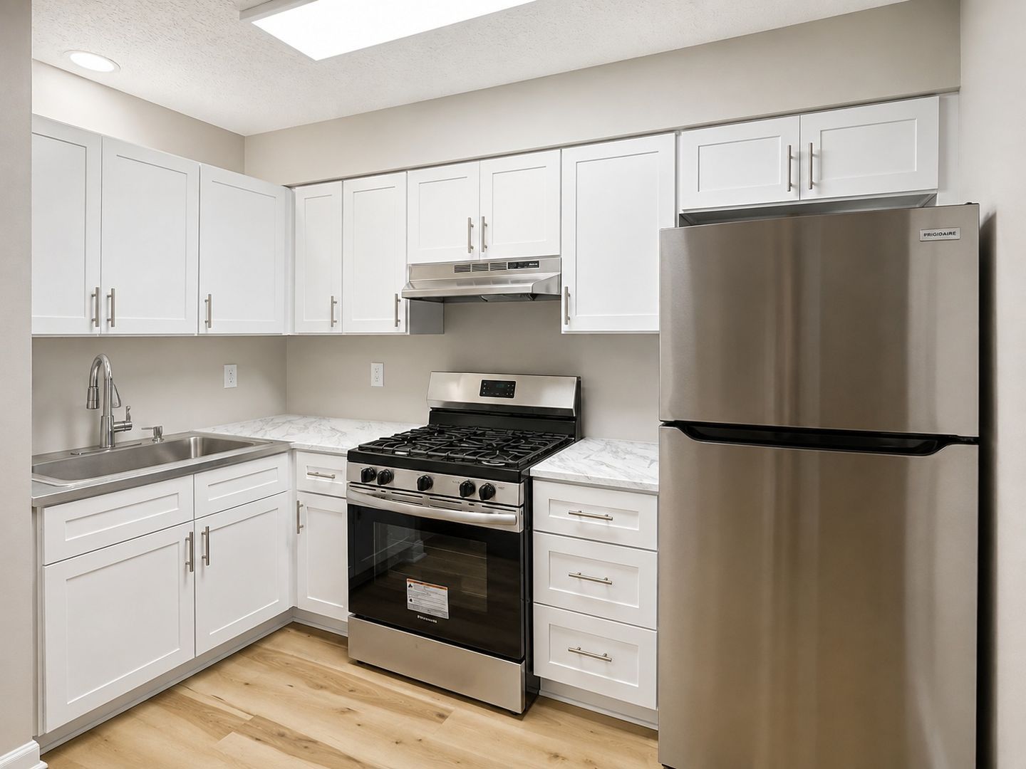 233 Ridgewood Ave unit 9 – photo 1
