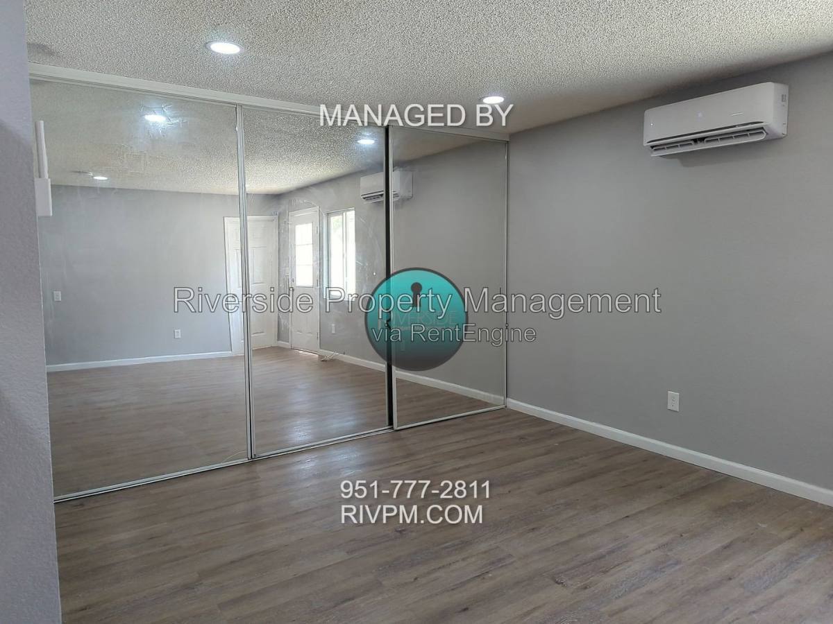 23119 Donahue Ct unit 2 – photo 3