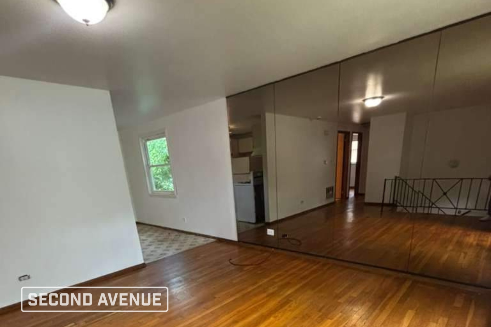 13131 S Rhodes Ave – photo 2