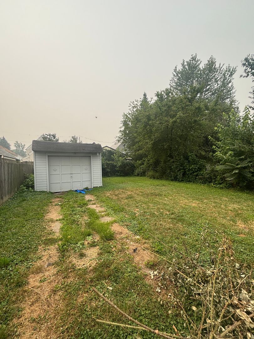 6826 Rathbun Ave – photo 2