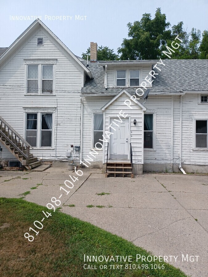 302 Pine St – photo 1