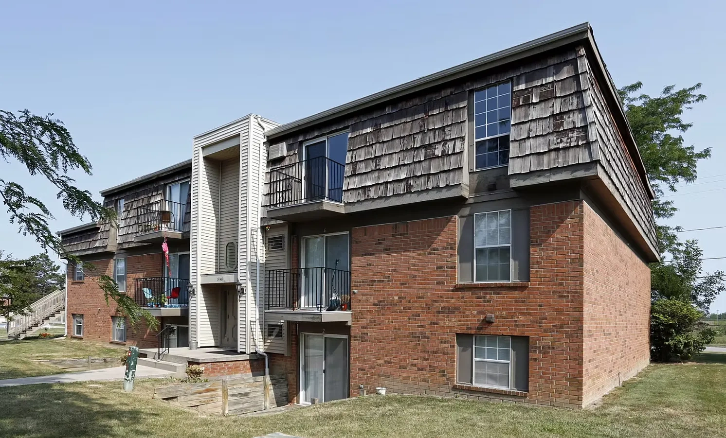 Eastwyck Apartments – photo 2