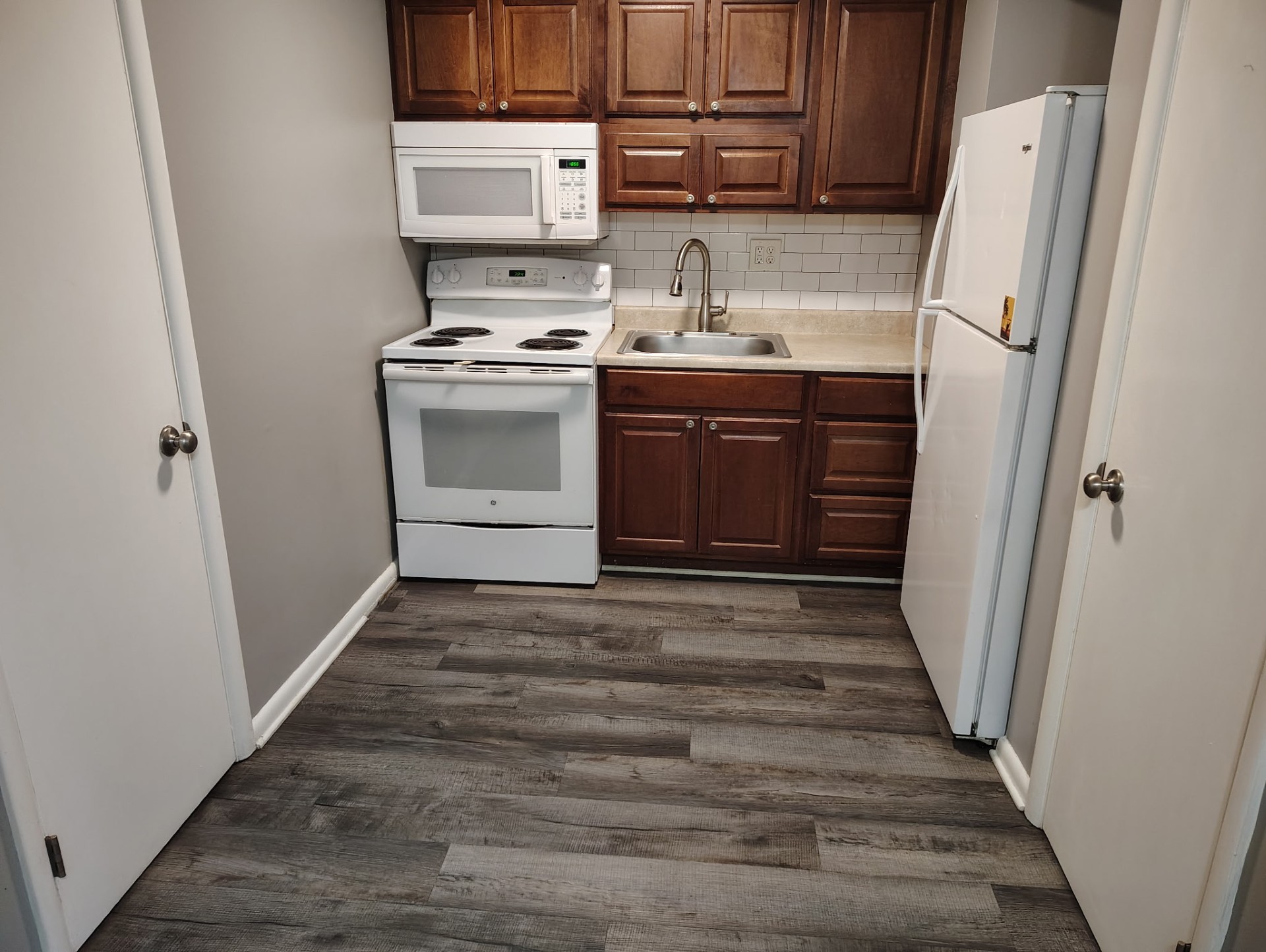 302 N Birchwood Ave unit 7 – photo 2