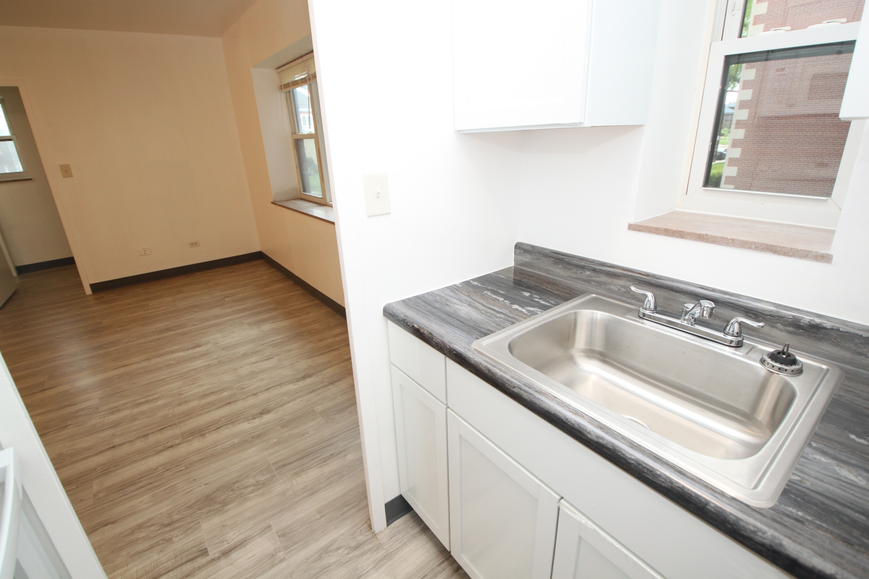909 California Ave unit 202 – photo 4