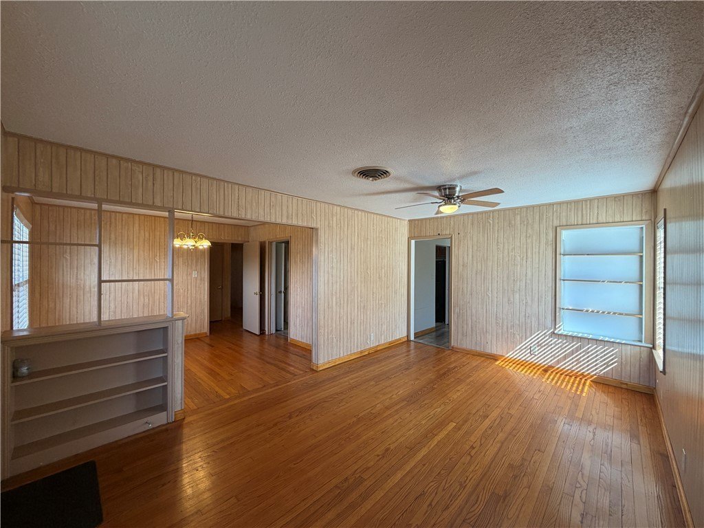 3902 Herndon St – photo 3