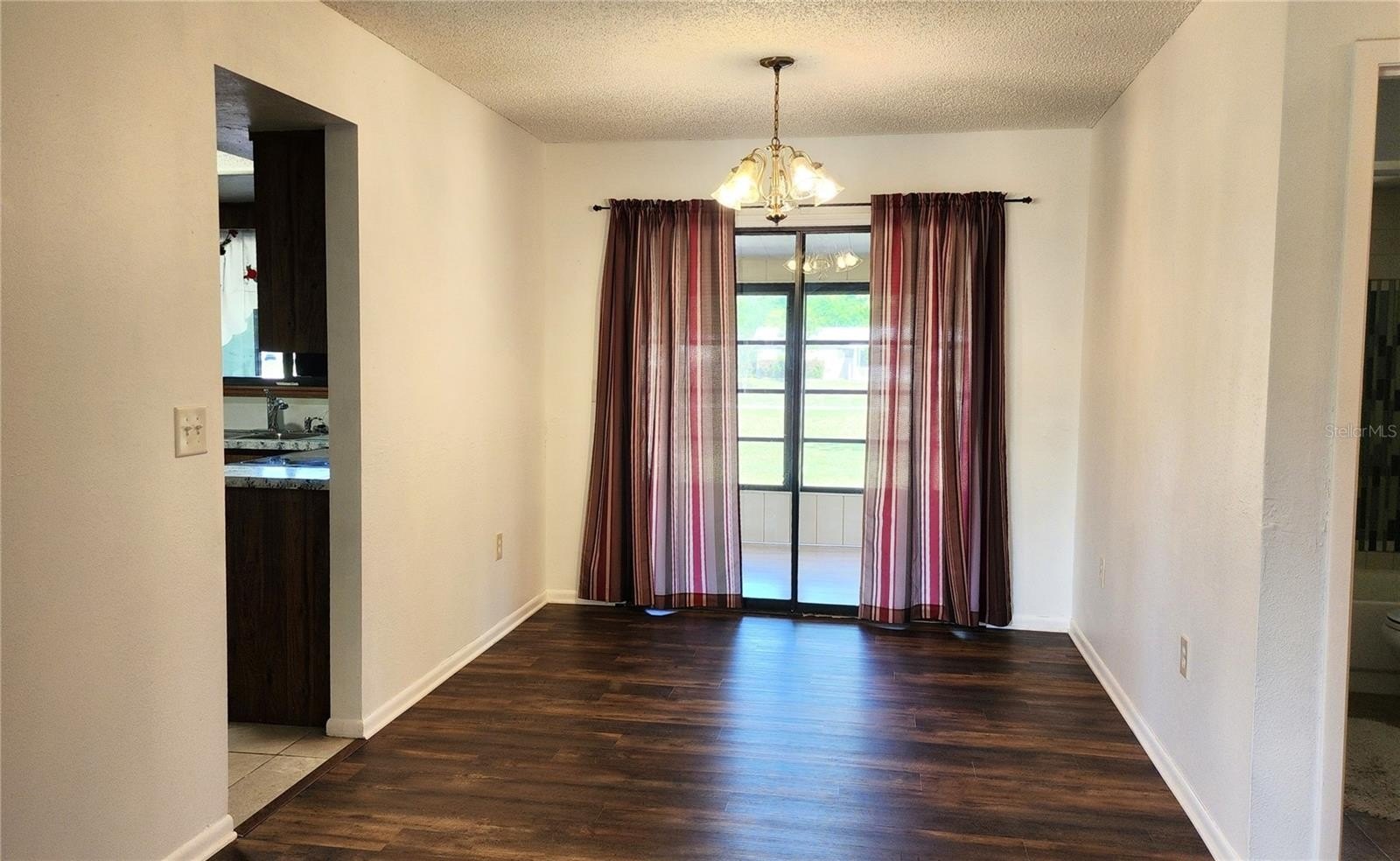 10405 SW 99th Ave – photo 3