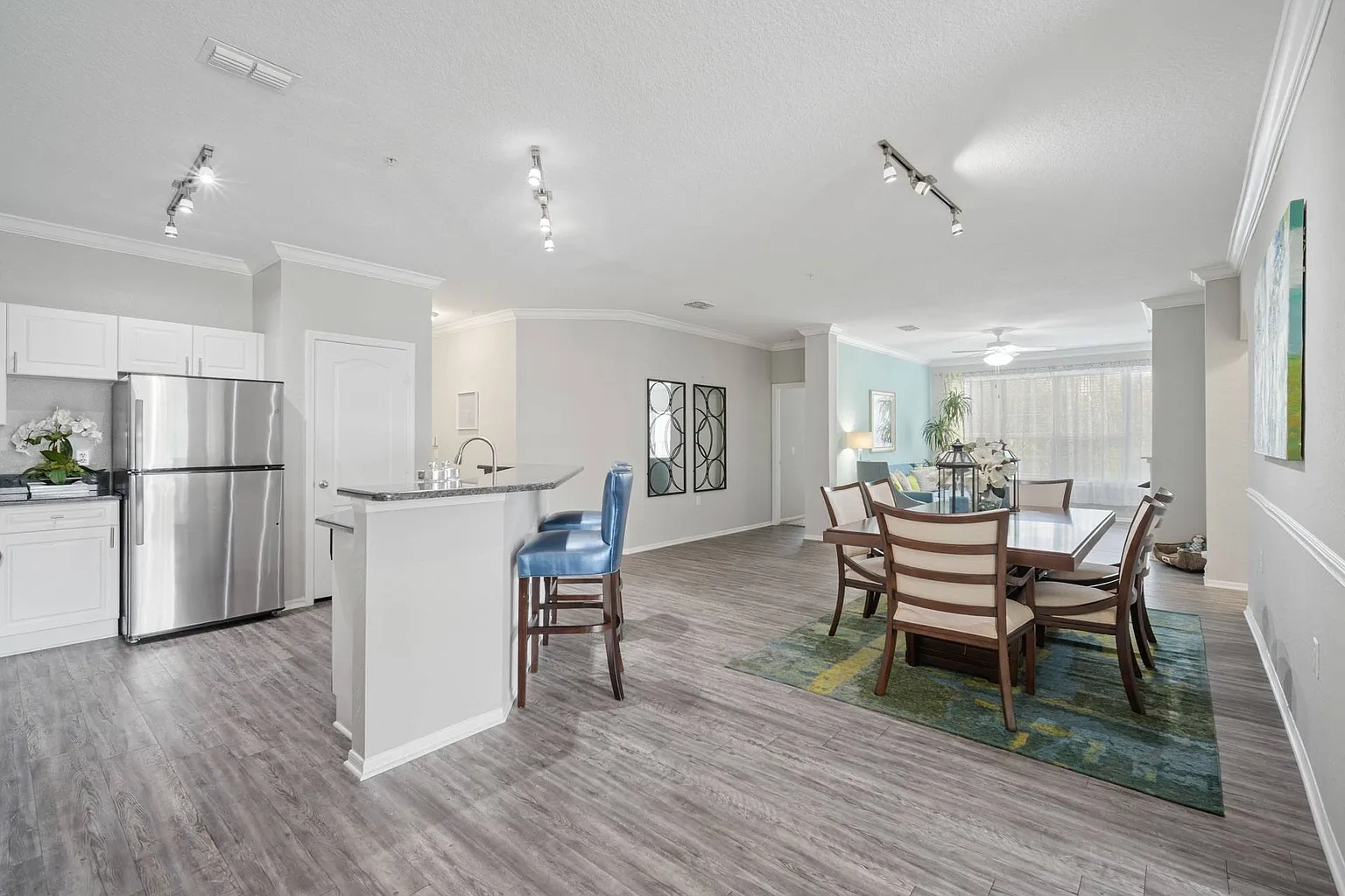 The Grand Reserve at Tampa Palms Apartments – photo 4