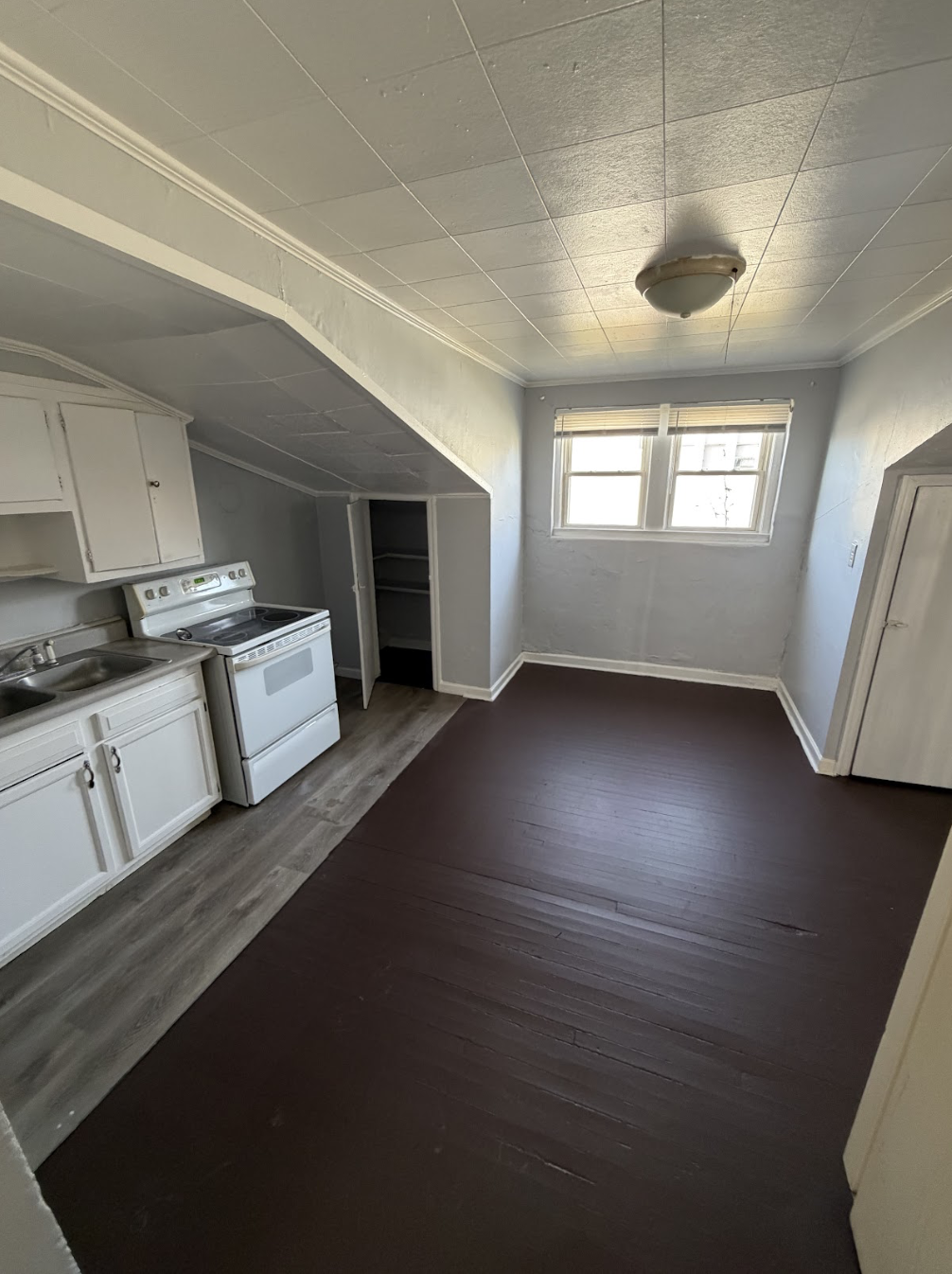 502 Harrison St – photo 4