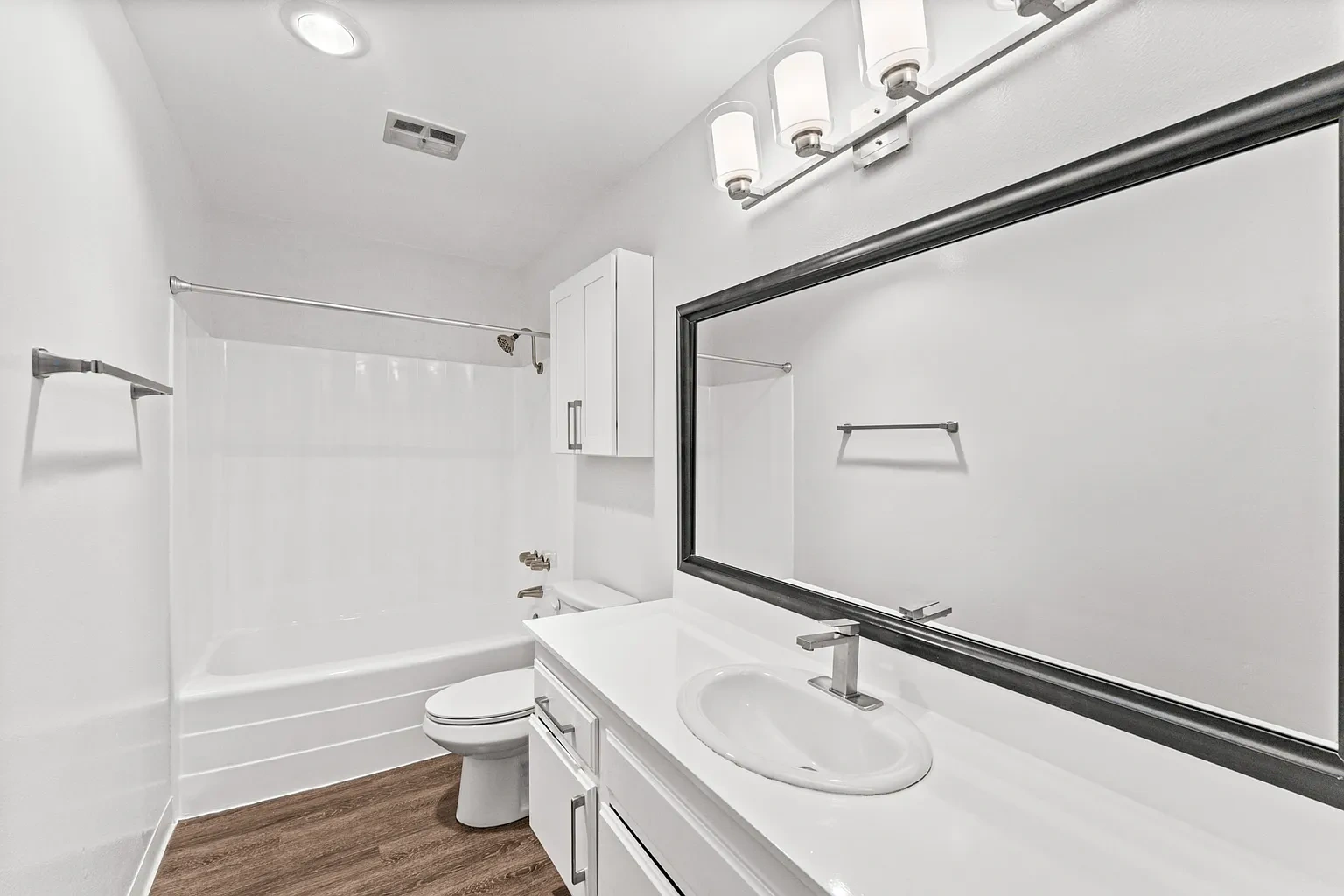 206 Euclid – photo 1