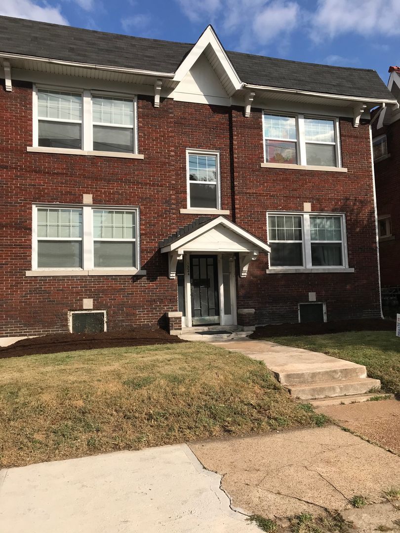 1224 Tamm Ave unit 1224 Tamm Ave Apt 2N – photo 1