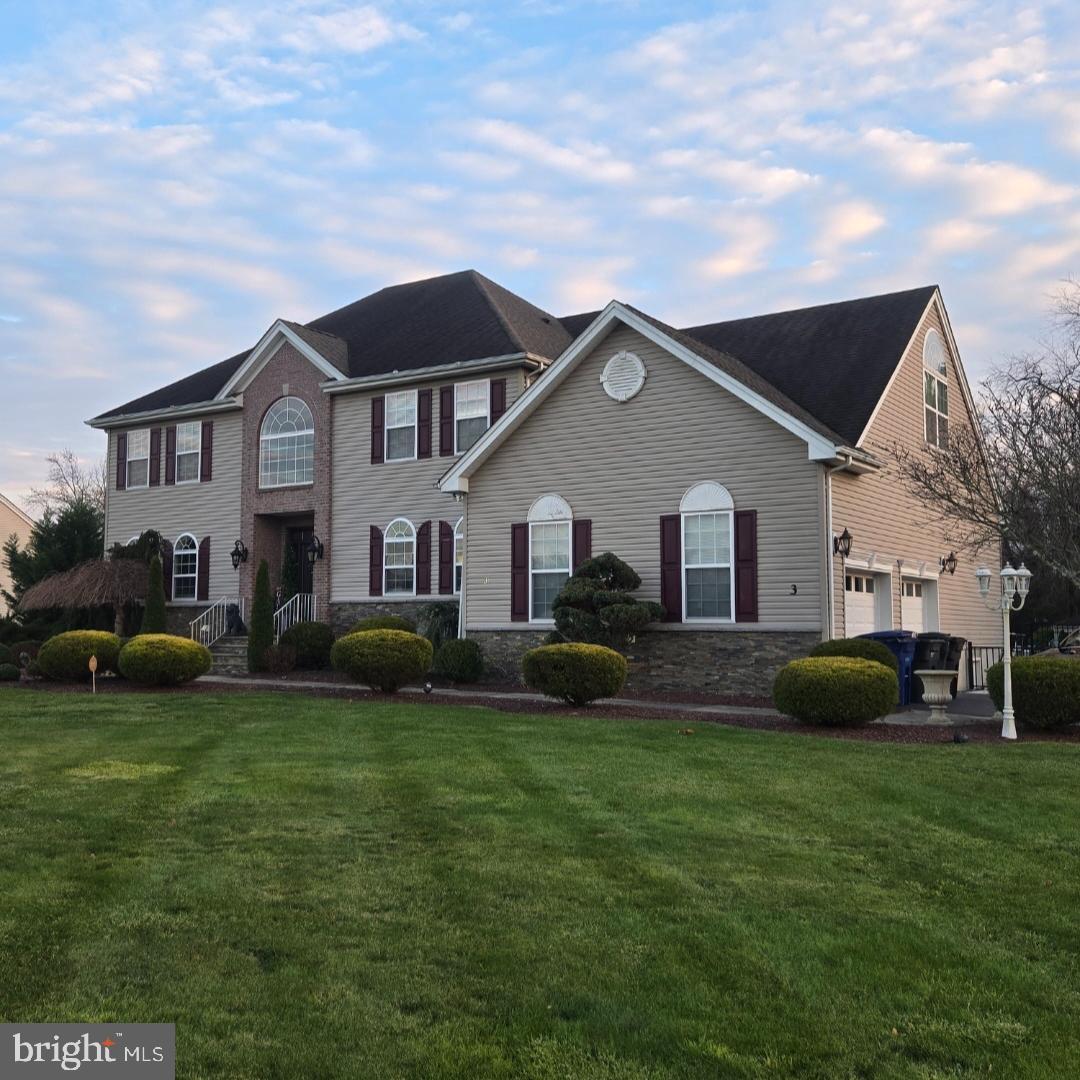 3 Hillfield Ave – photo 1