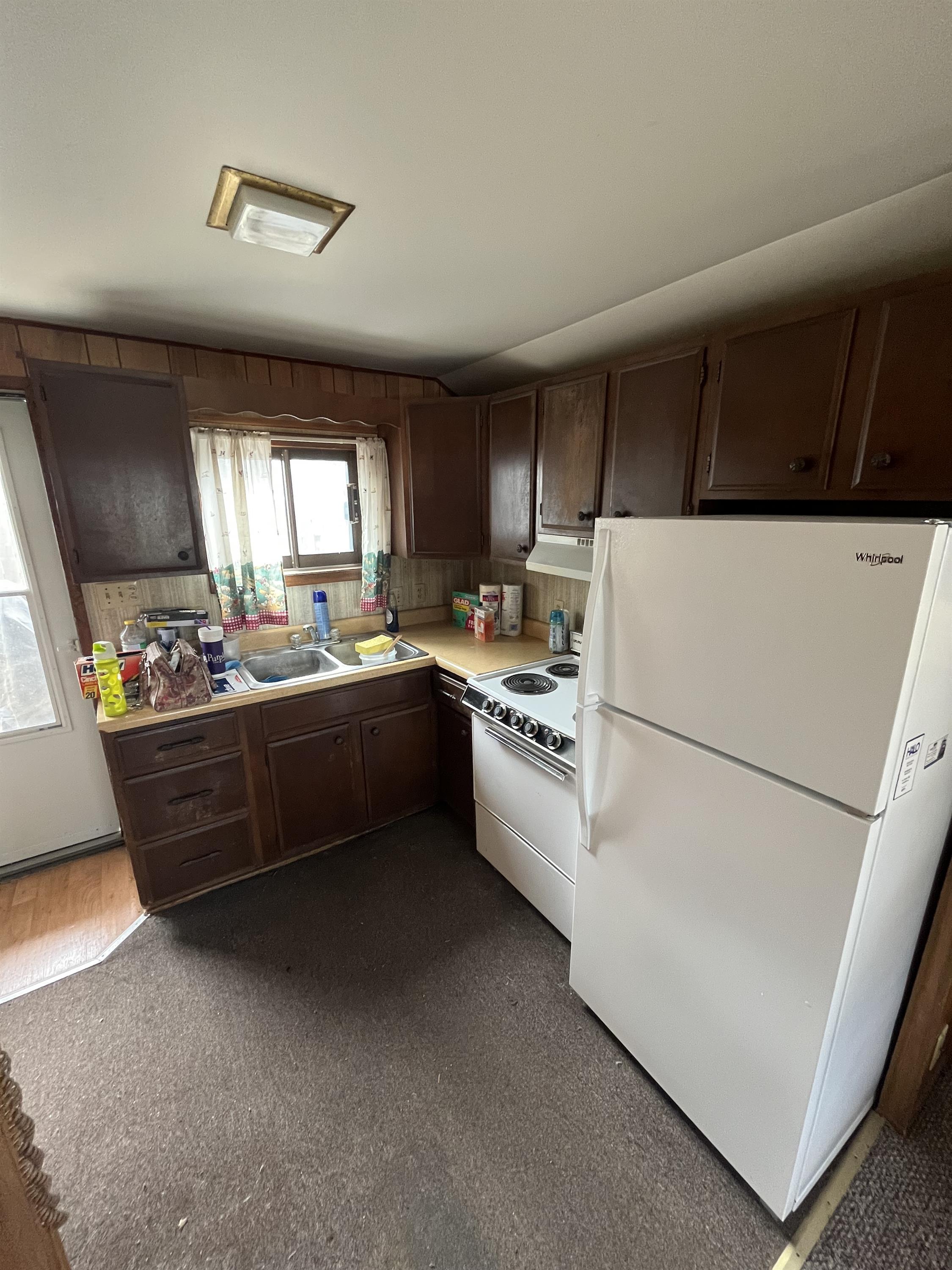 226 Beaver Ave NE unit D – photo 2