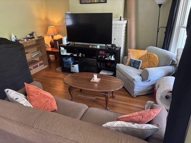 3287 Clarendon Rd – photo 4