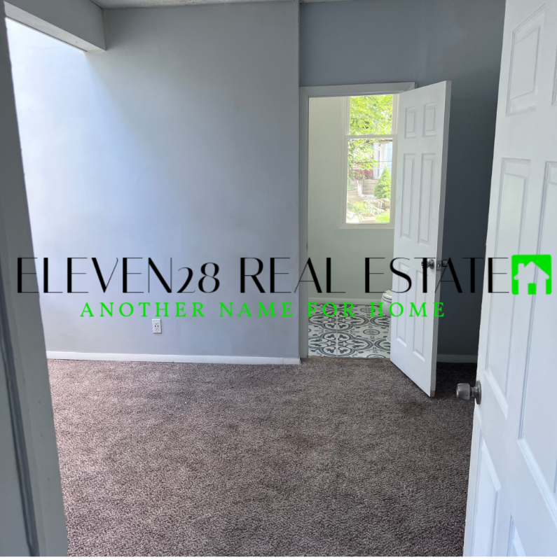 2165 Selim Ave unit 2 – photo 4