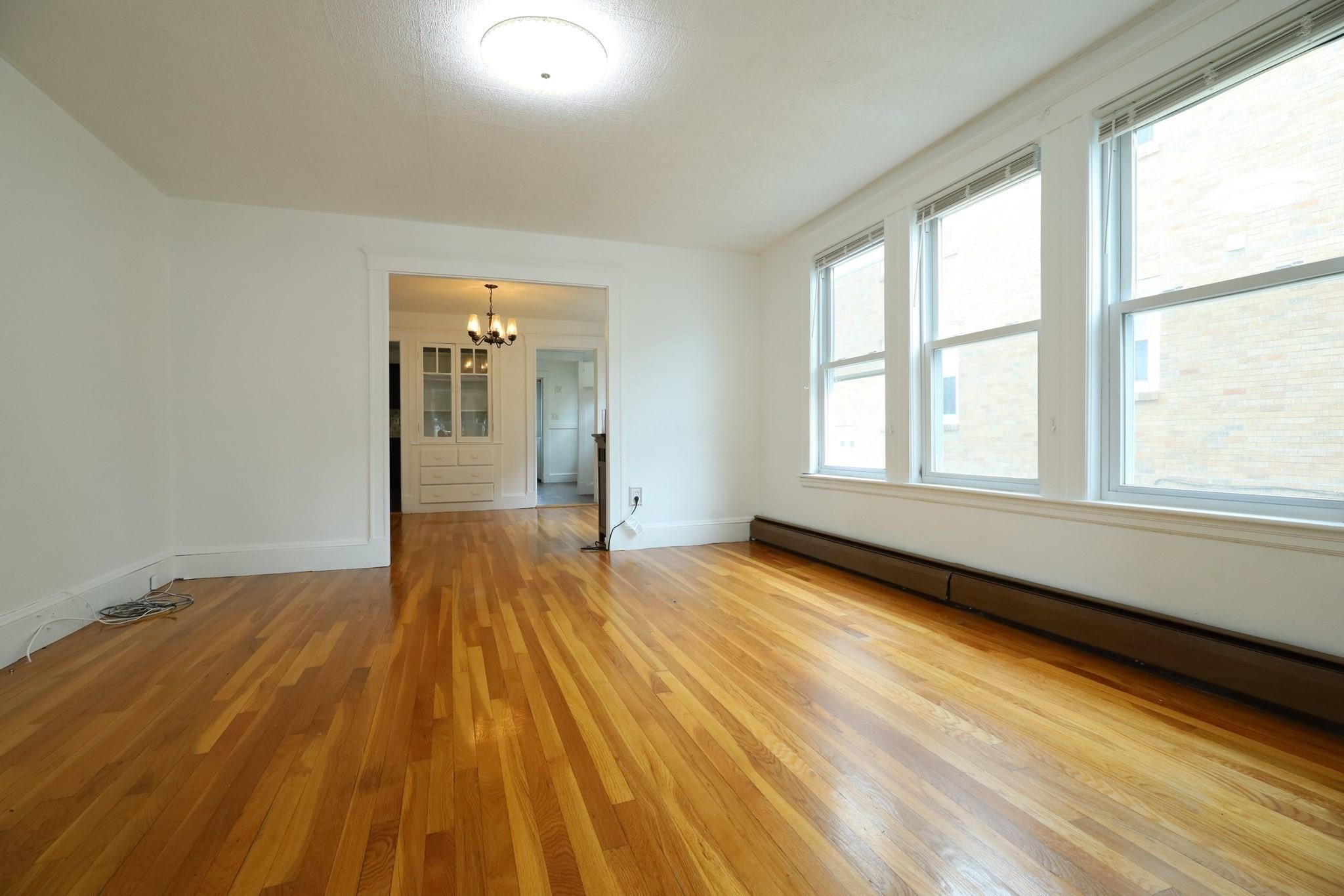 98 Woodside Ave unit 2 – photo 5