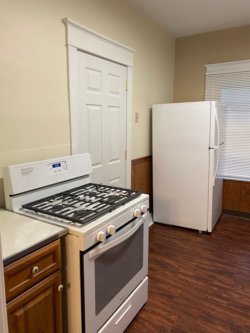 706 N Ward Ave – photo 3