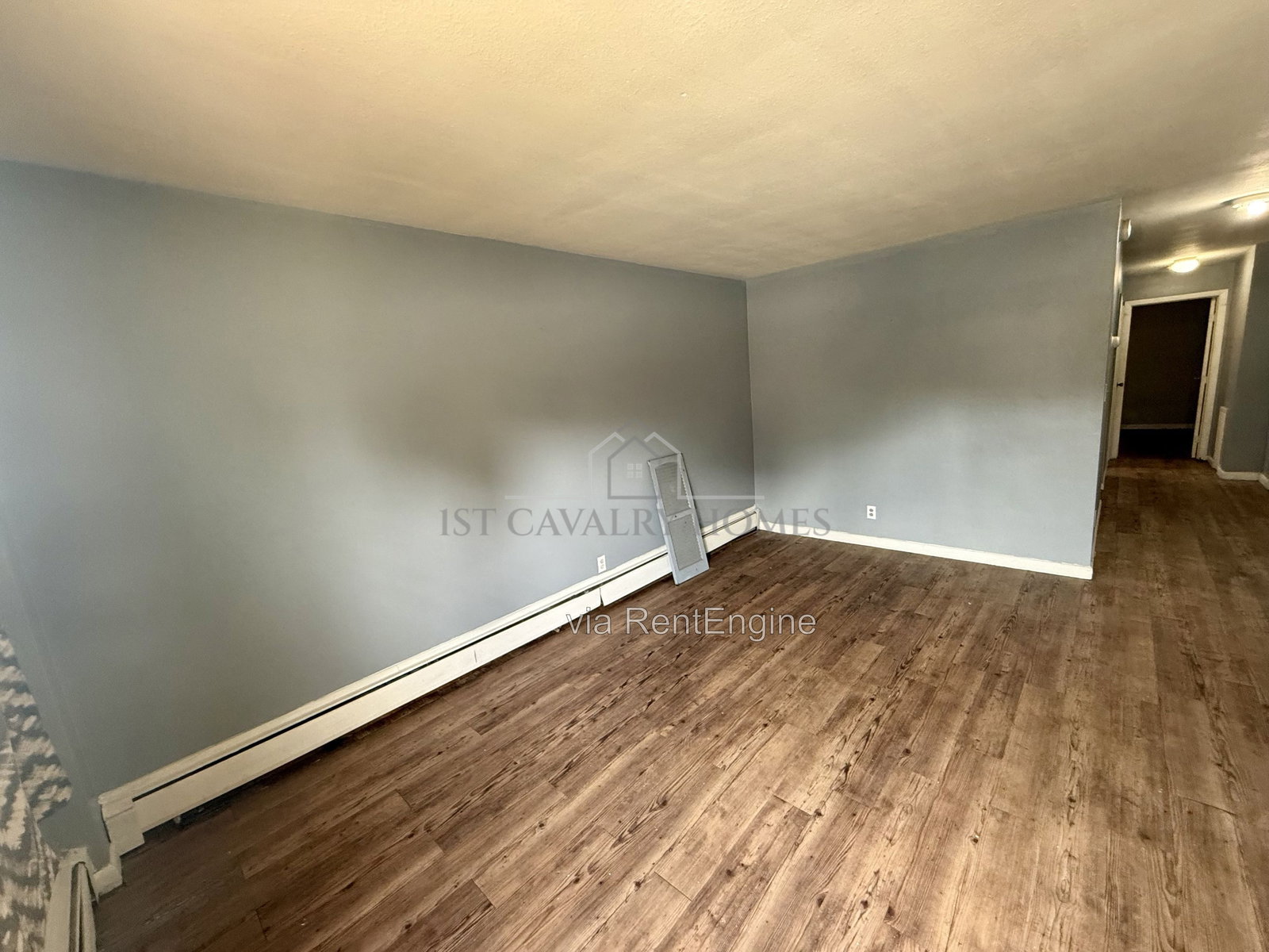 4652 Warner Rd unit 1 – photo 1