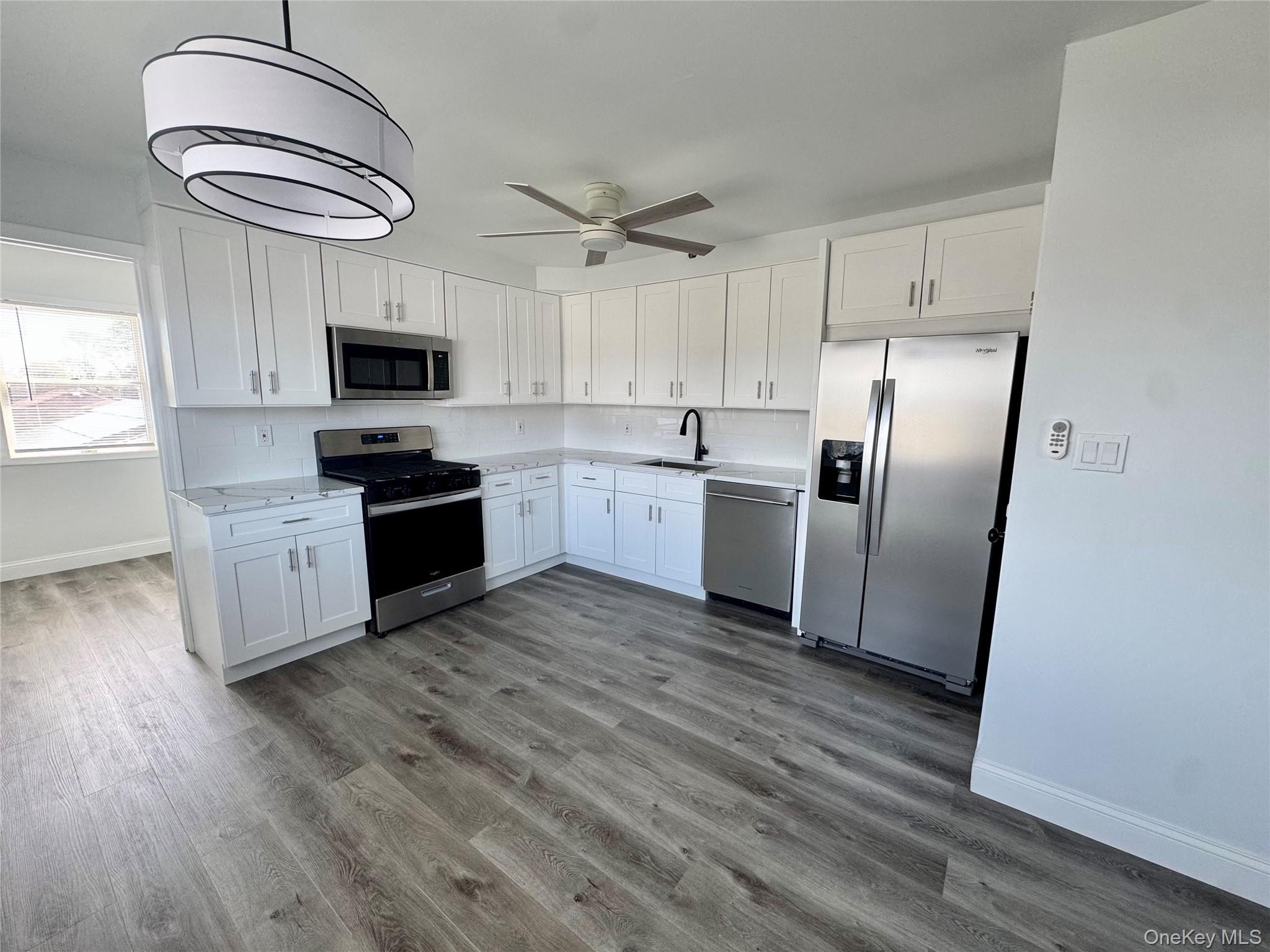 70 Burlington Ave – photo 2
