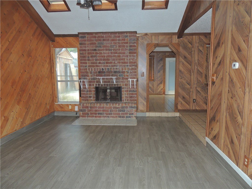 2187 Glenwood Dr – photo 2