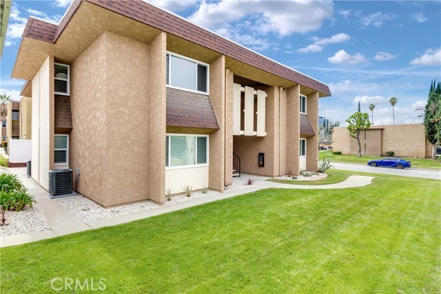 11119 Poplar St unit D – photo 2