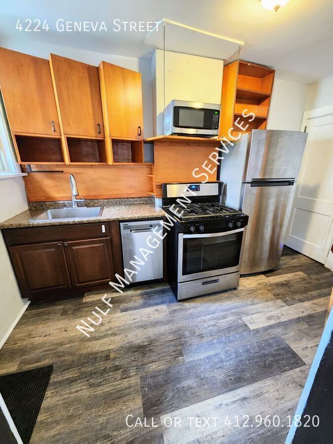 4224 Geneva St – photo 1