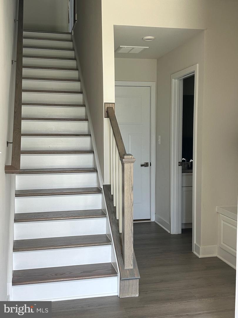 13961 Airfoil Rd – photo 2