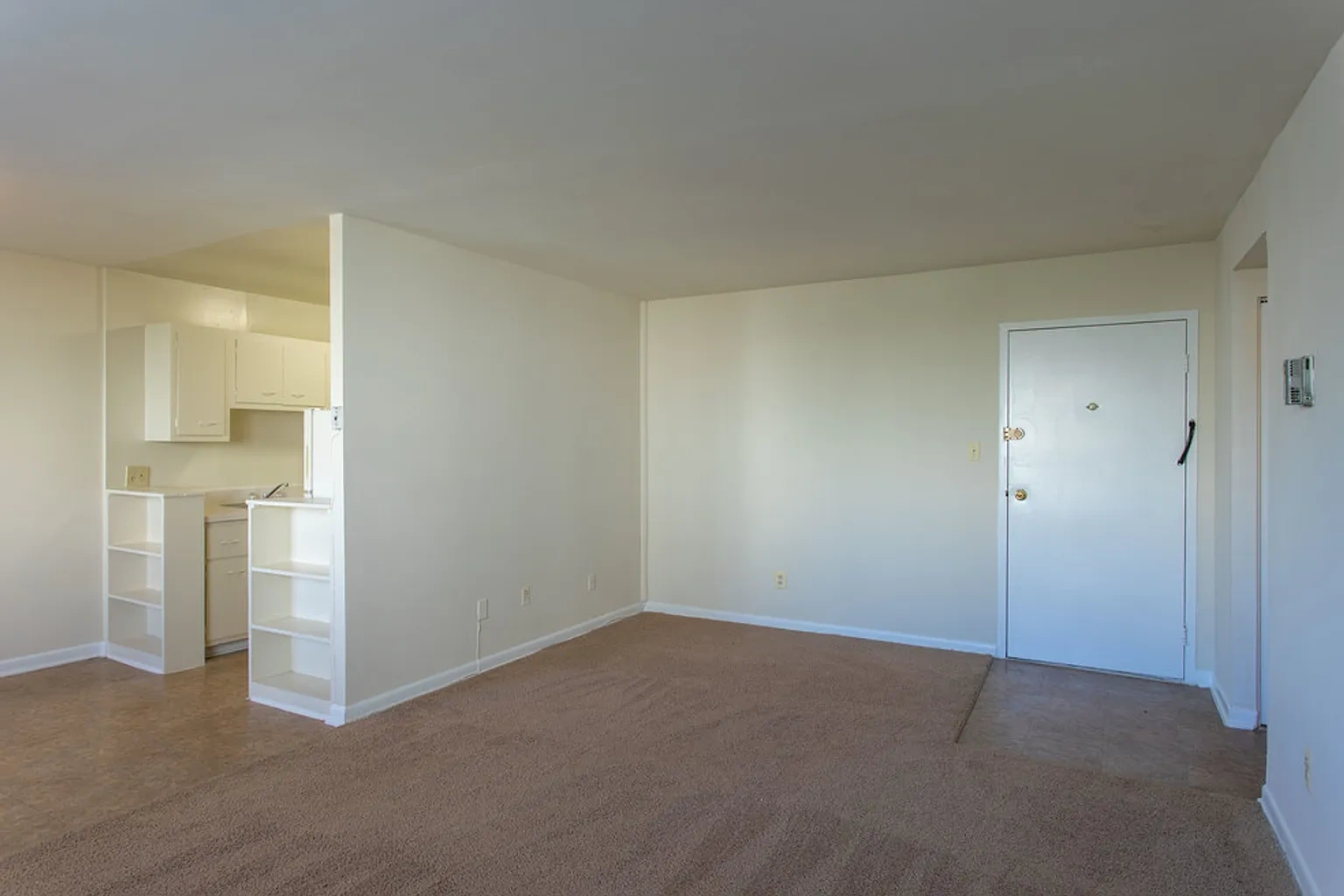 The Swift and The Current Apartments – photo 1