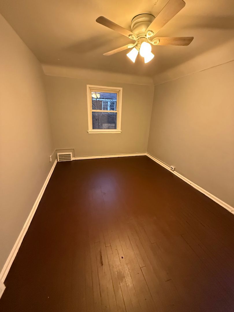 3761 E 144th St – photo 2