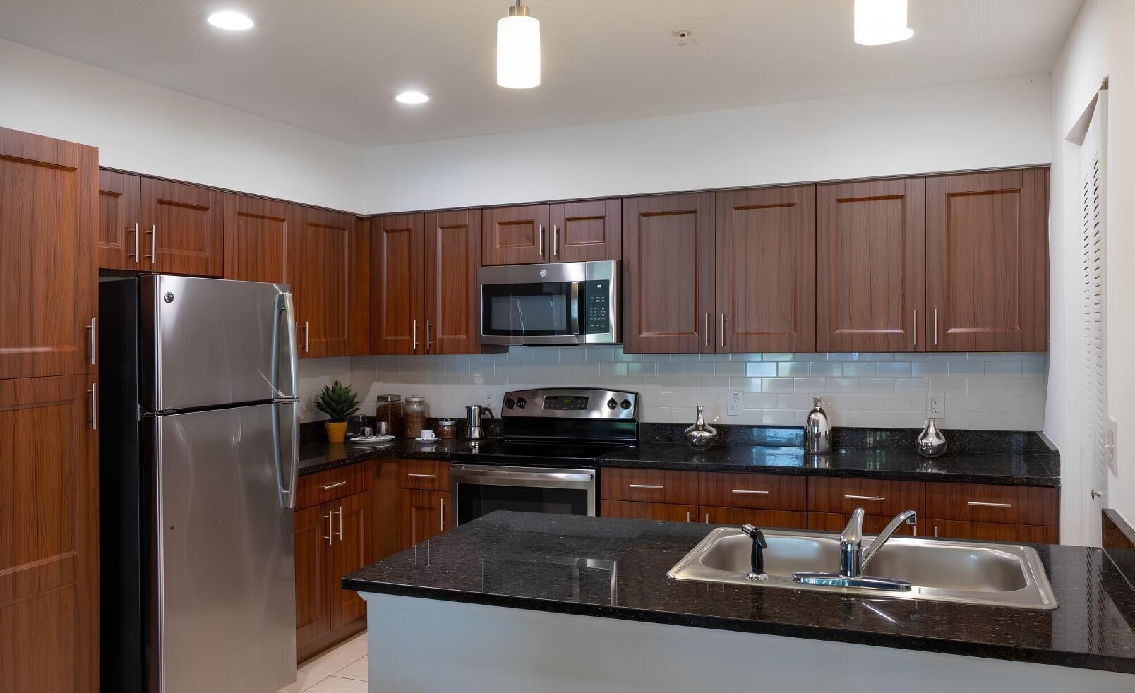 1517 Cameron Samuel Ln – photo 2