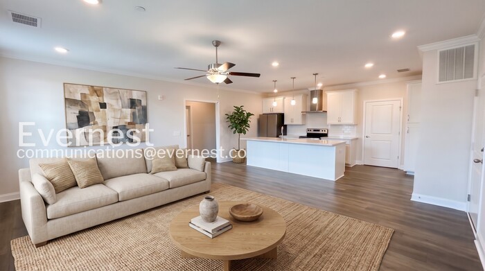 828 Goswell Dr unit 4 – photo 2