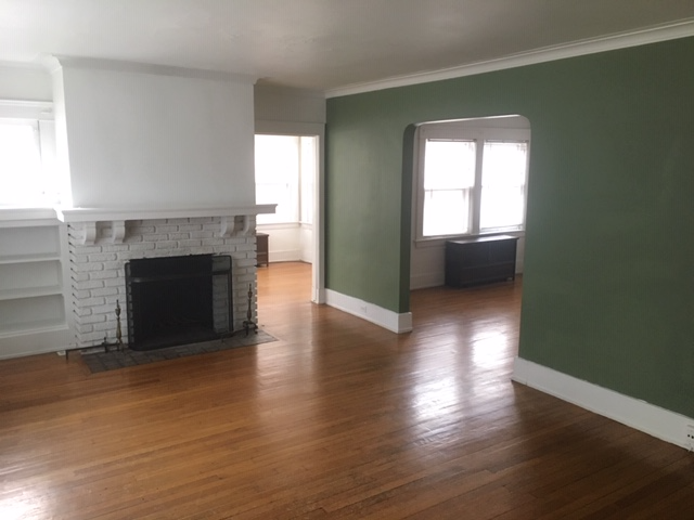 2134 Stillman Rd unit 1 – photo 2