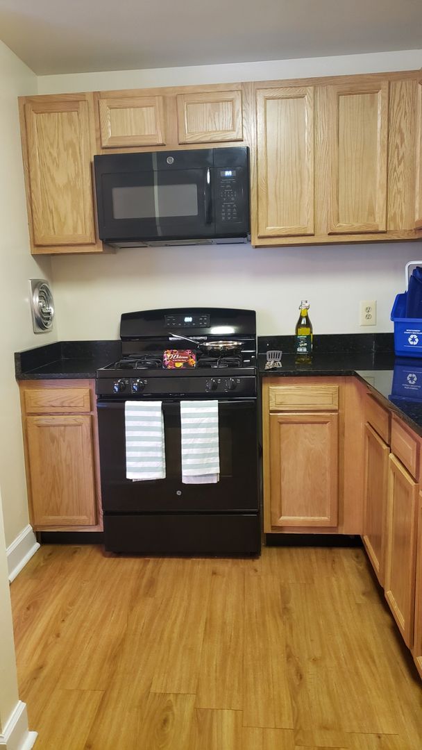 3331 Hewitt Ave unit 3331 #203 – photo 3