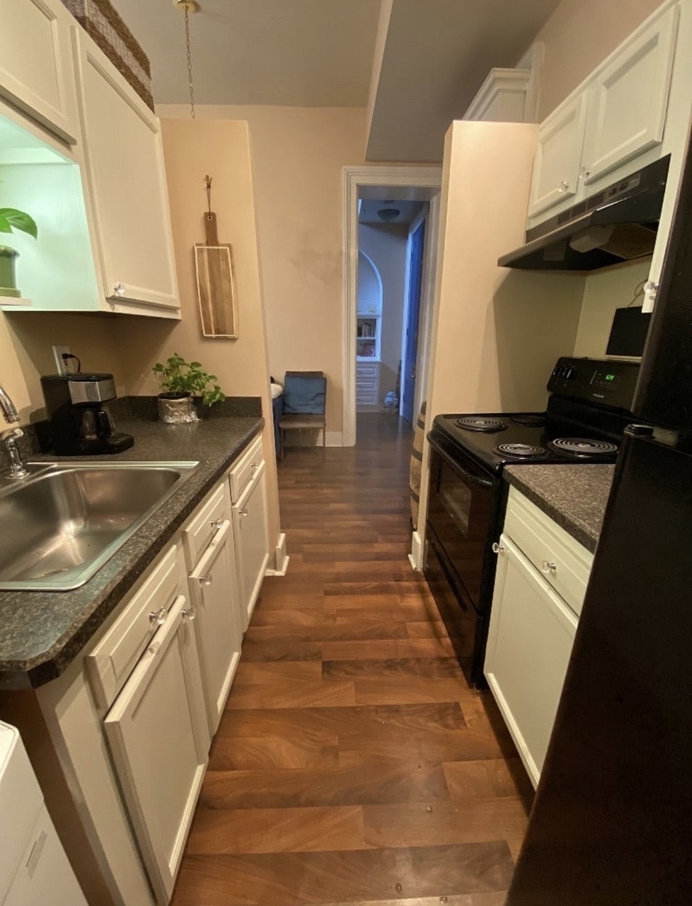 124 E Oak St unit 4 – photo 3
