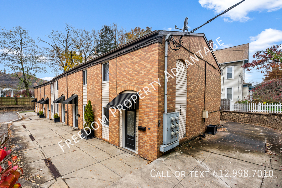 320 Bank St – photo 4